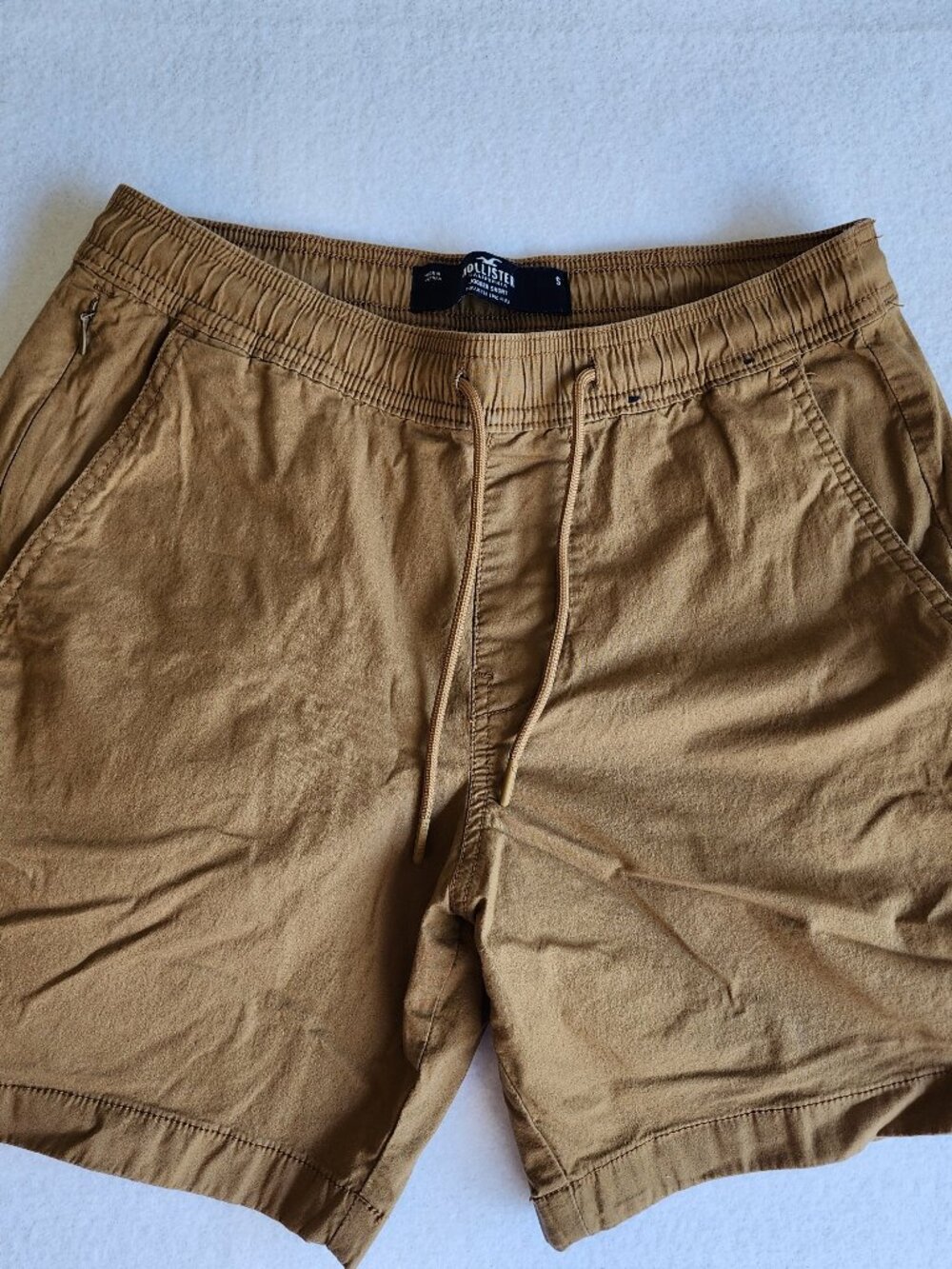 Hollister Men's Khaki Epic Flex Jogger Shorts Size Small